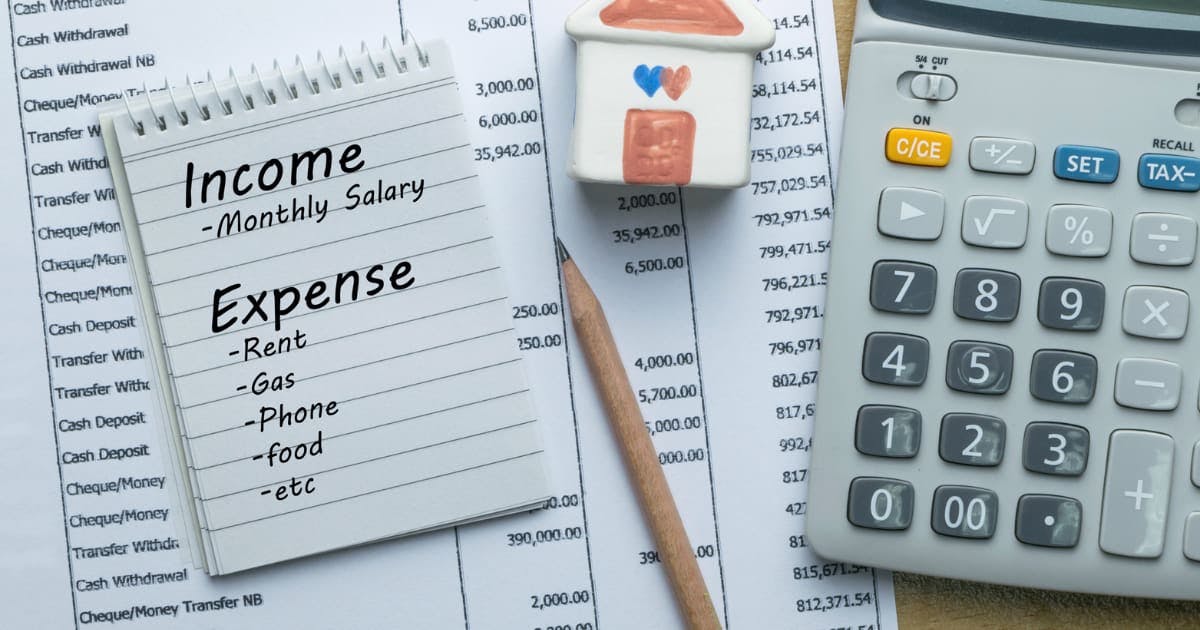 keeping income expense records